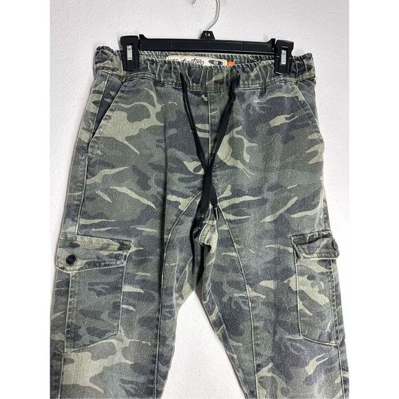 Huntington Skinny Fit Stretch  Camo Joggers Men’s Size S - Picture 2 of 11
